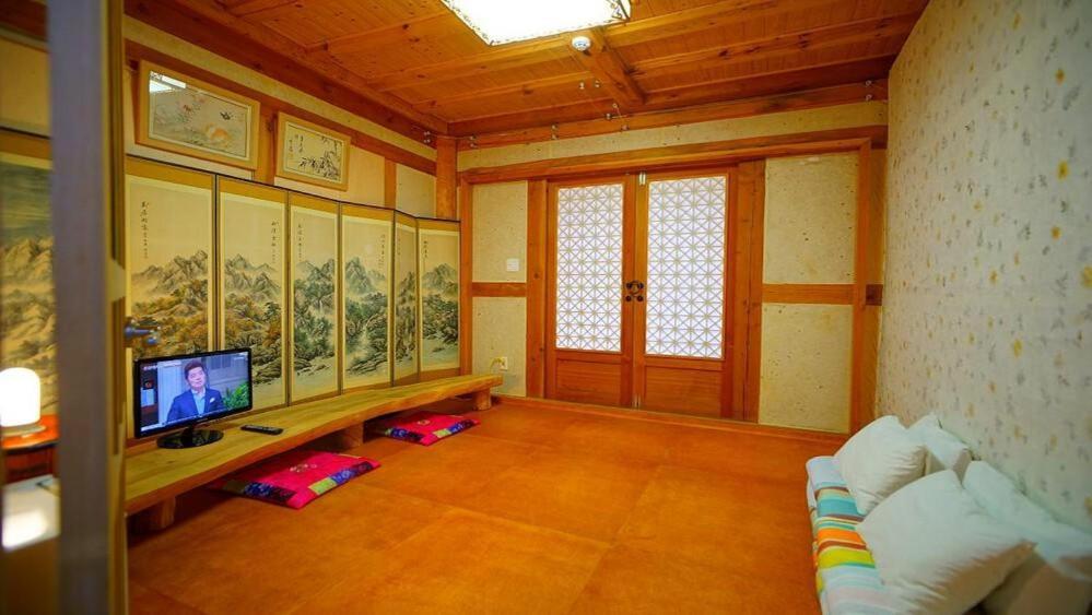 Kumwondang Jeonju Hanokstay Exteriör bild