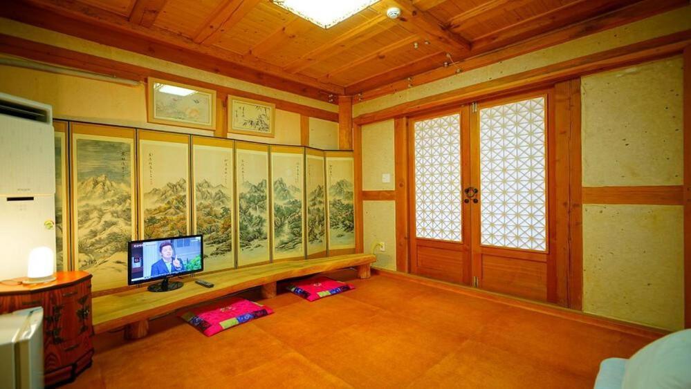Kumwondang Jeonju Hanokstay Exteriör bild