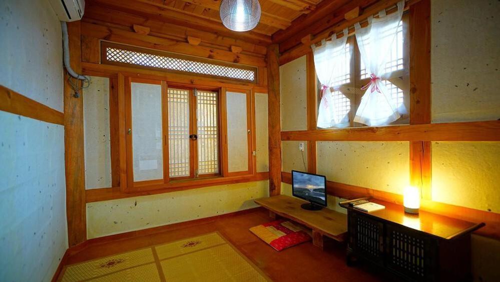 Kumwondang Jeonju Hanokstay Exteriör bild