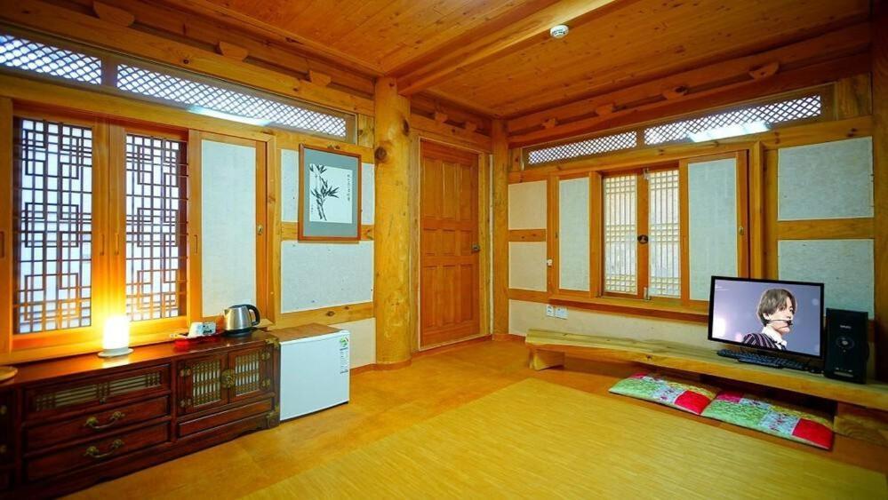 Kumwondang Jeonju Hanokstay Exteriör bild
