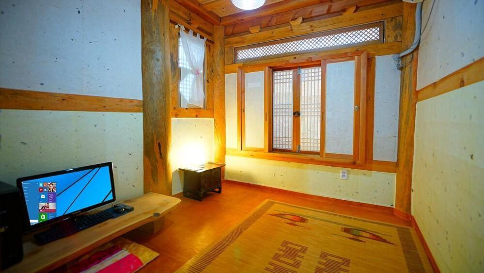 Kumwondang Jeonju Hanokstay Exteriör bild
